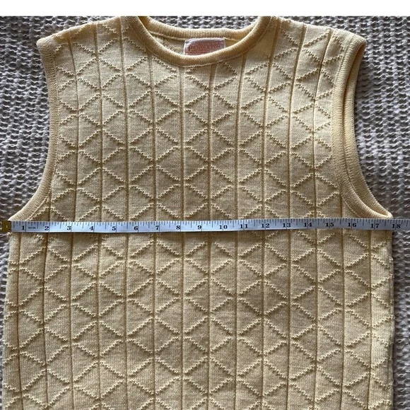 Vintage‎ Pendleton Yellow Wool Sweater Vest 100% Virgin Wool Preppy Academia M - Picture 3 of 6